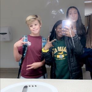 Meet your Posher, Lana